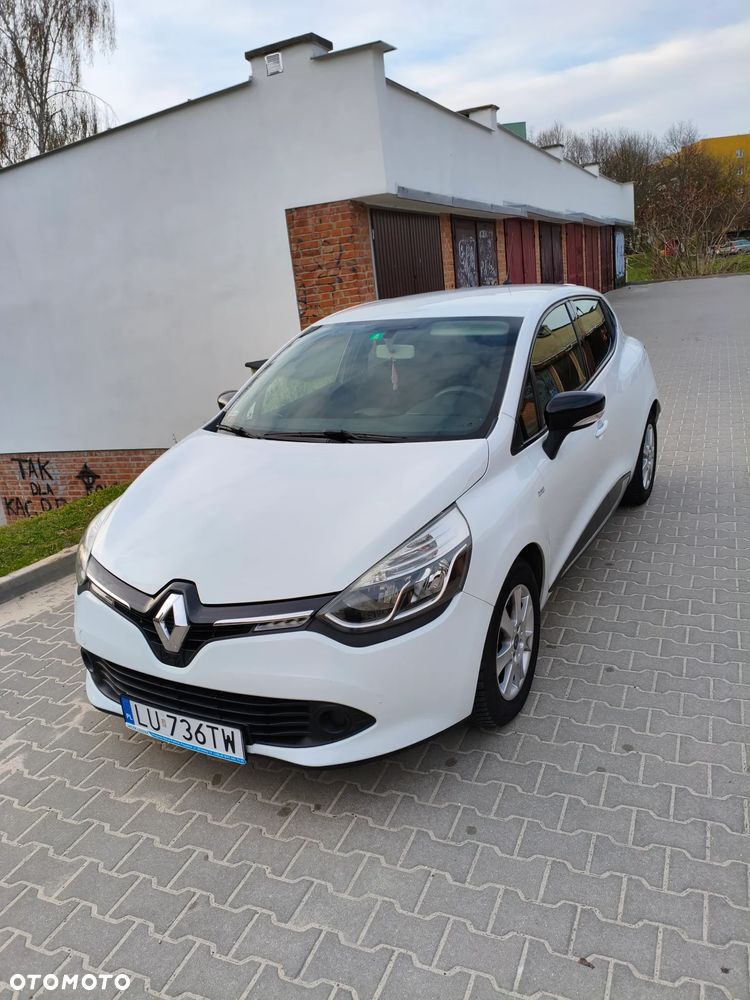 Renault Clio - 1