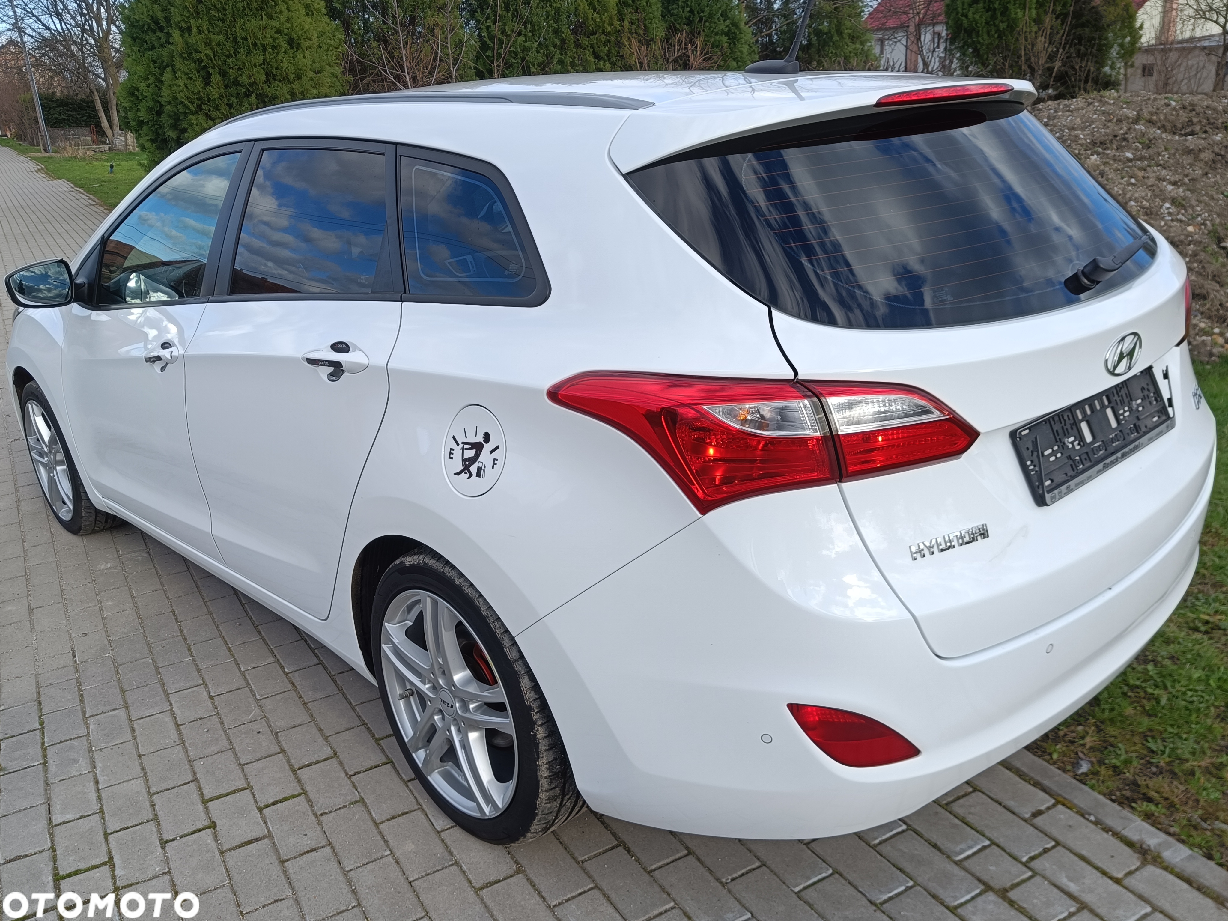 Hyundai i30 1.6 CRDi Premium - 4