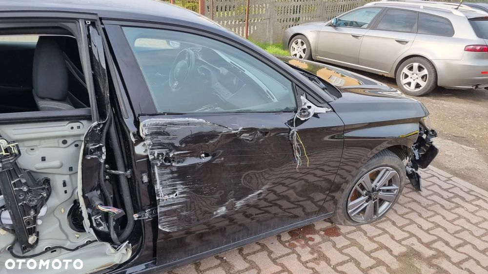 Peugeot 308 BlueHDi 130 EAT8 Allure - 34