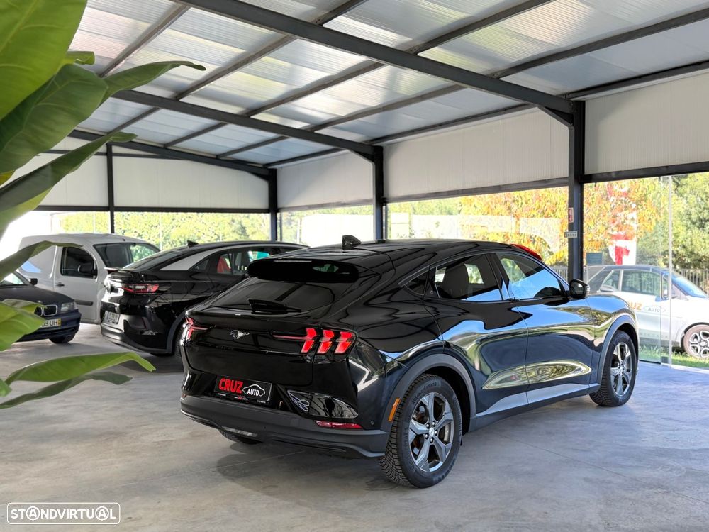 Ford Mustang Mach-E Standard - 26