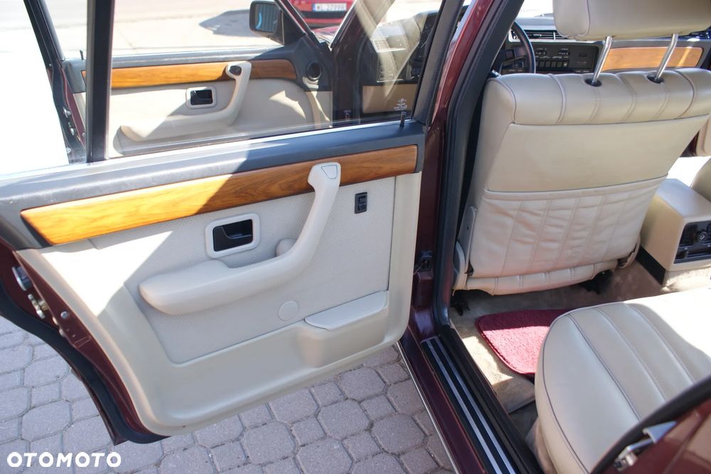 BMW Seria 7 - 37