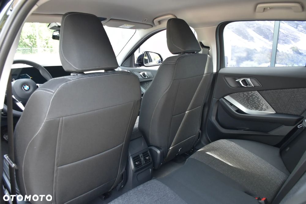 BMW Seria 1 - 21
