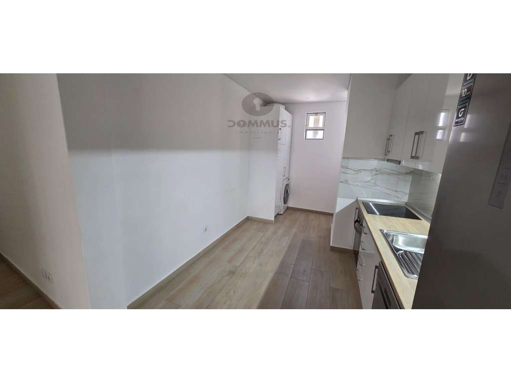 Apartamento T2 Remodelado centro de Faro - Grande imagem: 4/18