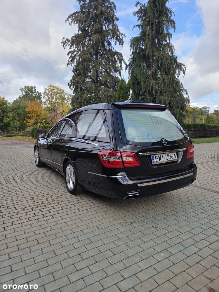 Mercedes-Benz Klasa E - 8