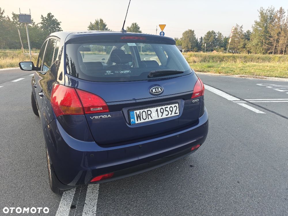 Kia Venga - 3