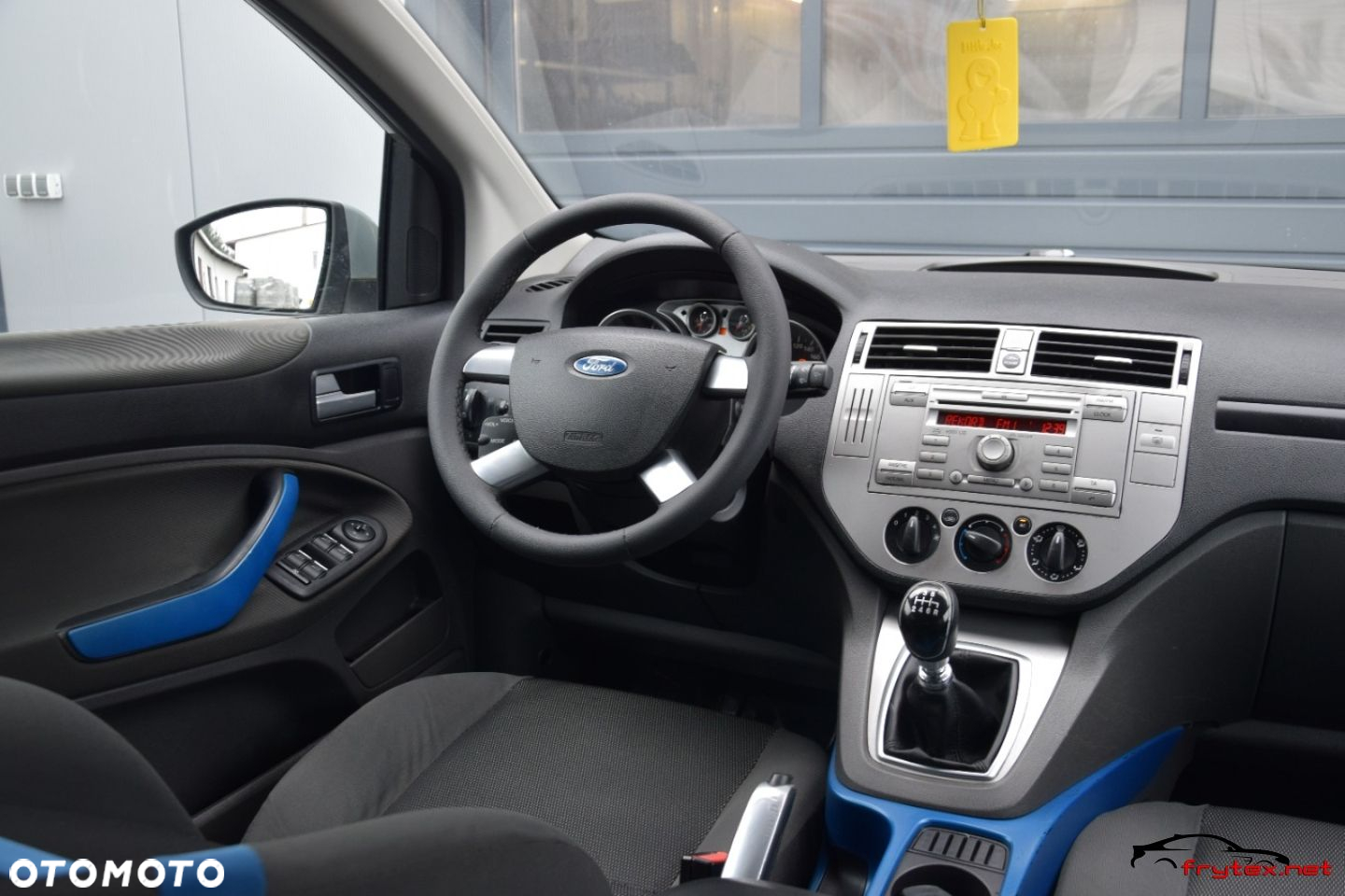 Ford Kuga - 24