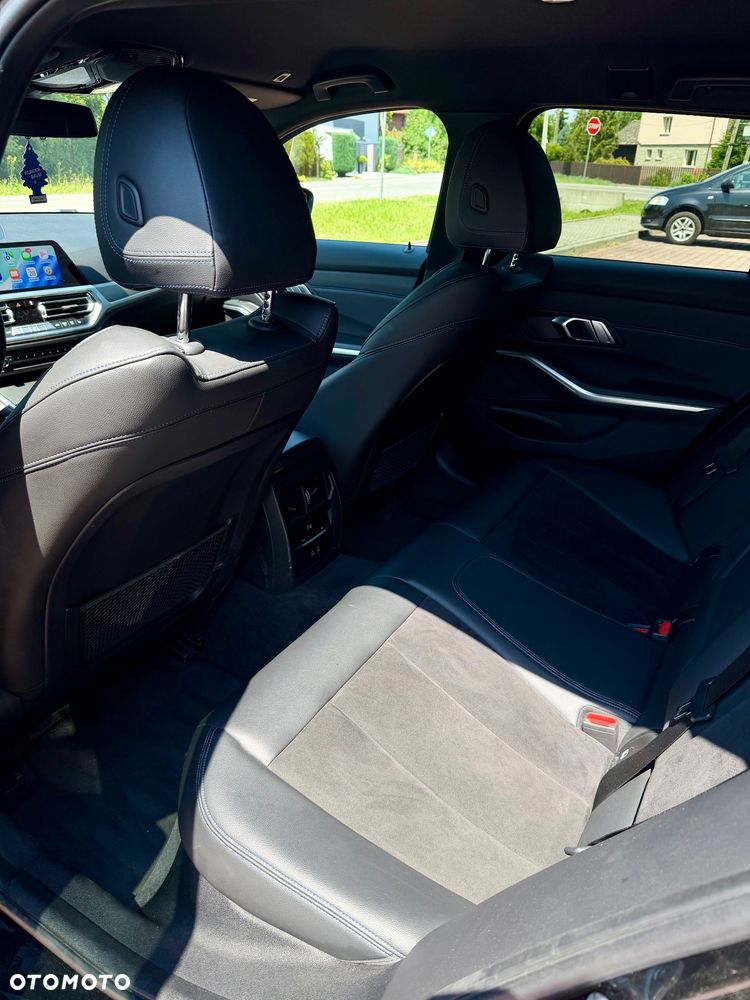 BMW Seria 3 330i M Sport sport - 7