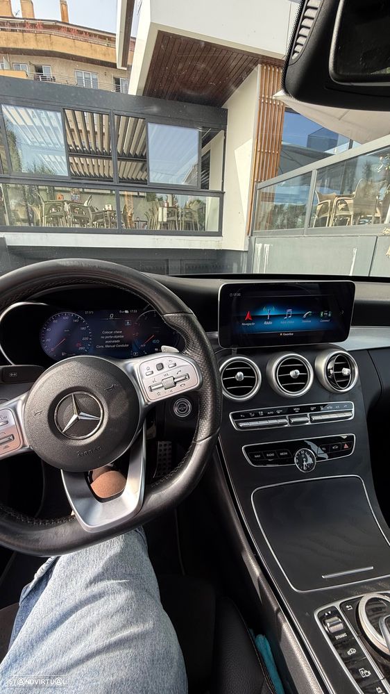 Mercedes-Benz C 300 h AMG Line - 12