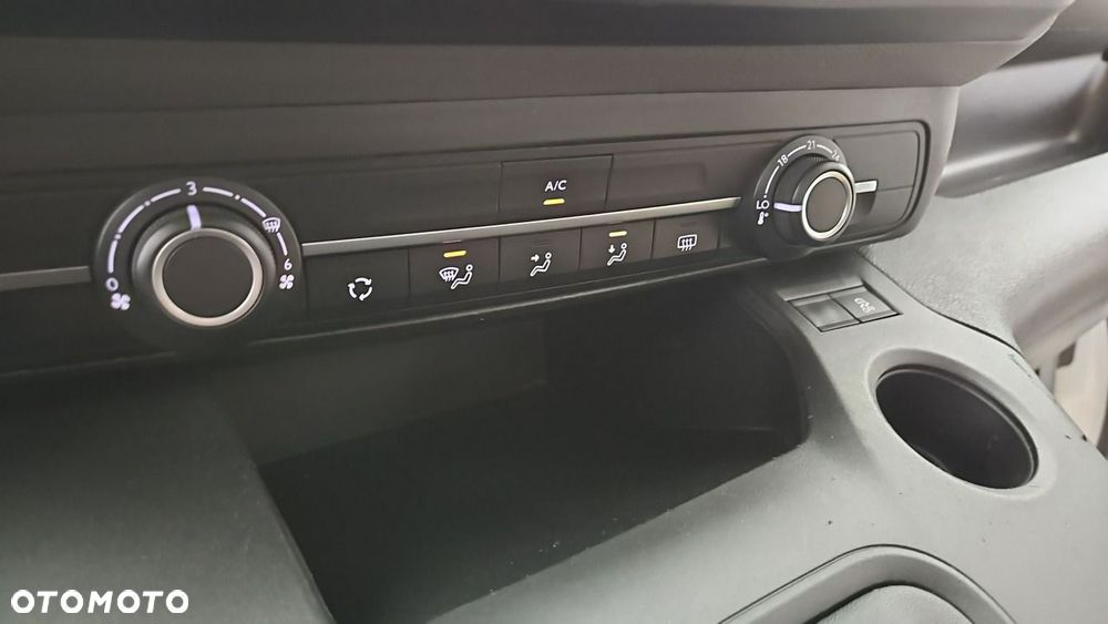Peugeot Rifter 1.5 BlueHDI Active - 16
