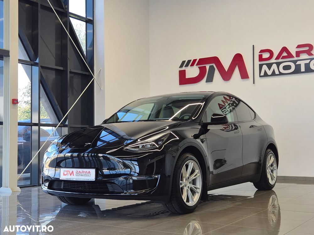 Tesla Model Y Long Range Dual Motor AWD - 4