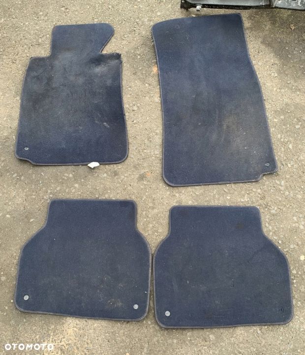 DYWANIKI WELUROWE KOMPLET NIEBIESKIE BMW E39 - 1
