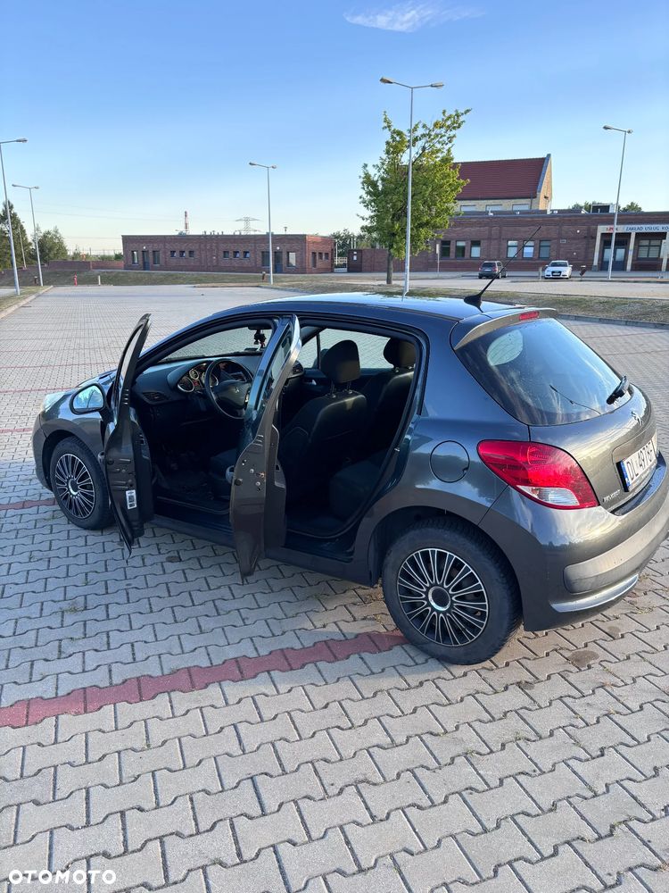 Peugeot 207 - 5