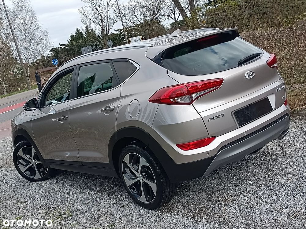 Hyundai Tucson - 13
