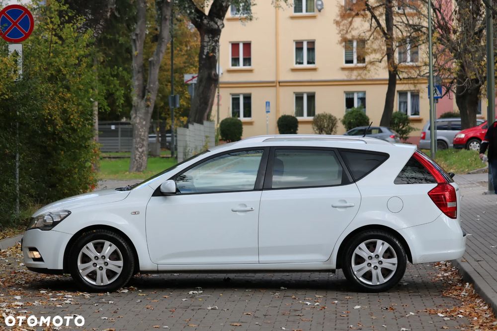 Kia Ceed Cee'd 1.6 Crdi Optimum + - 3
