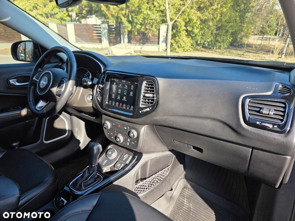 Jeep Compass 2.4I 4x4 Automatik Limited - 17