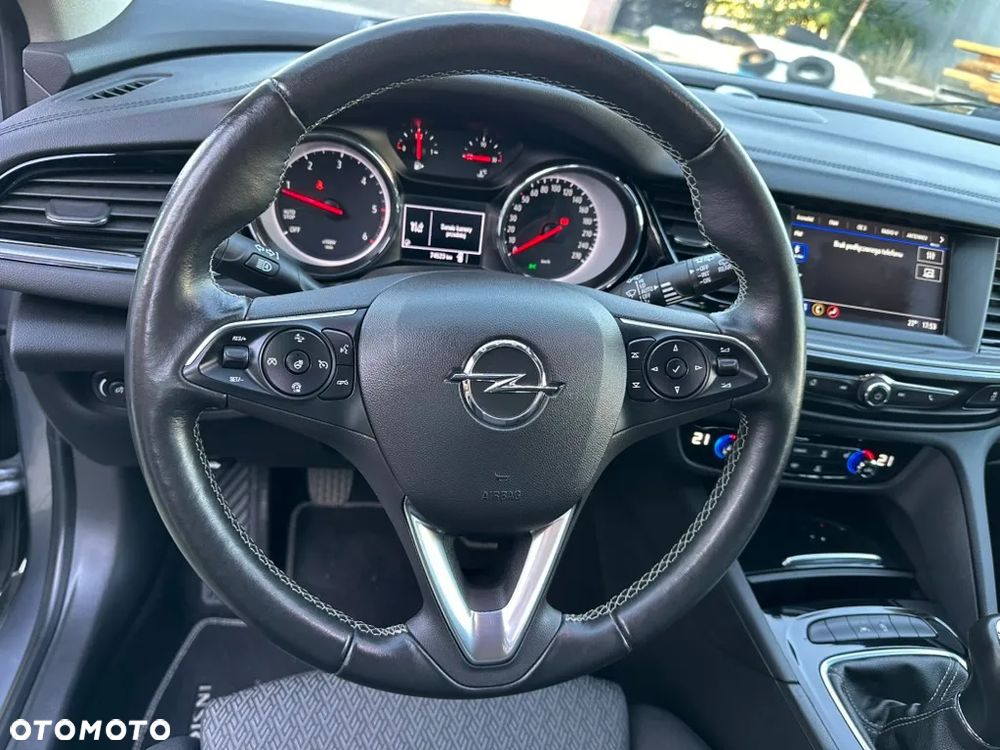 Opel Insignia - 22