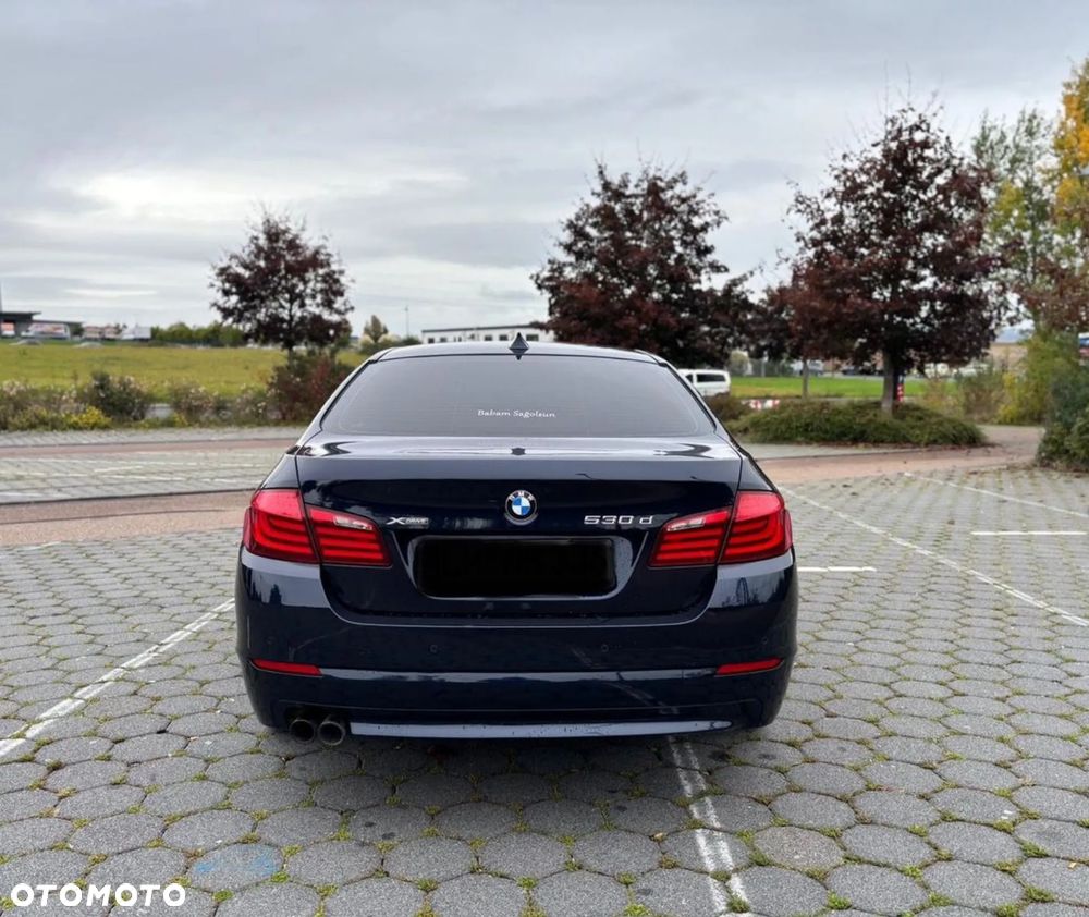 BMW Seria 5 530d xDrive - 3