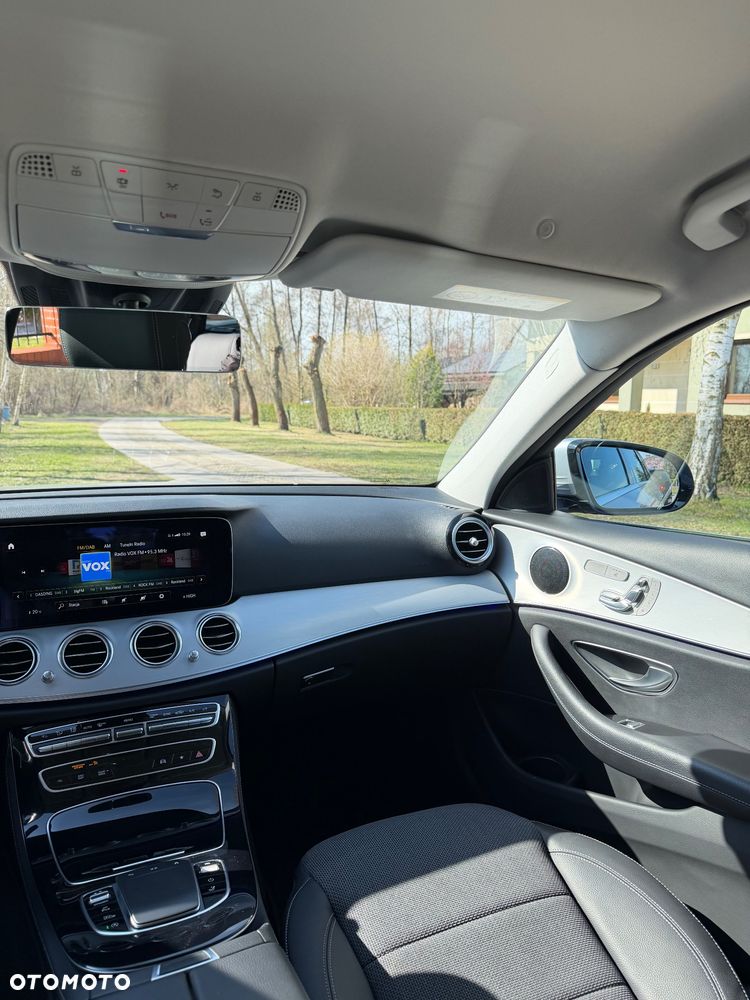 Mercedes-Benz Klasa E 220 d 9G-TRONIC Avantgarde - 12