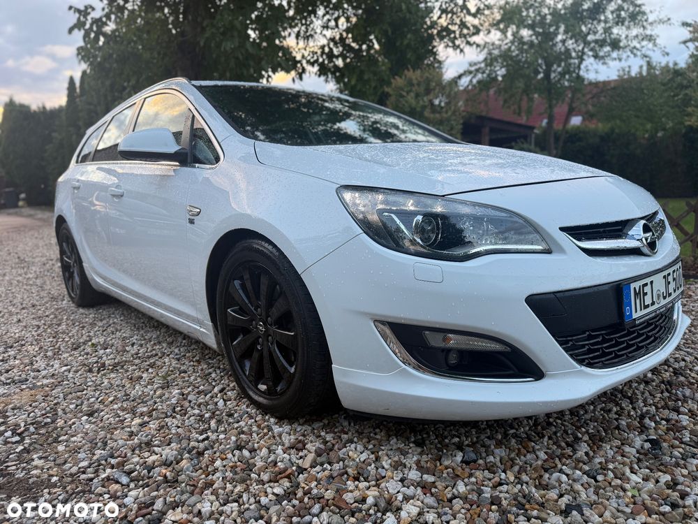 Opel Astra 2.0 CDTI Cosmo - 24