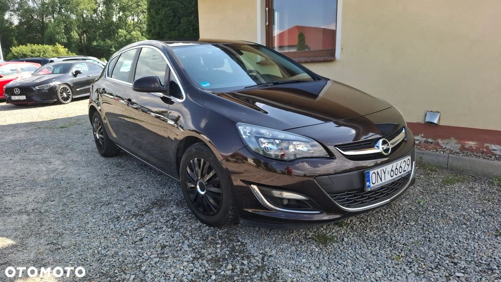 Opel Astra 1.4 T Cosmo S&S - 11