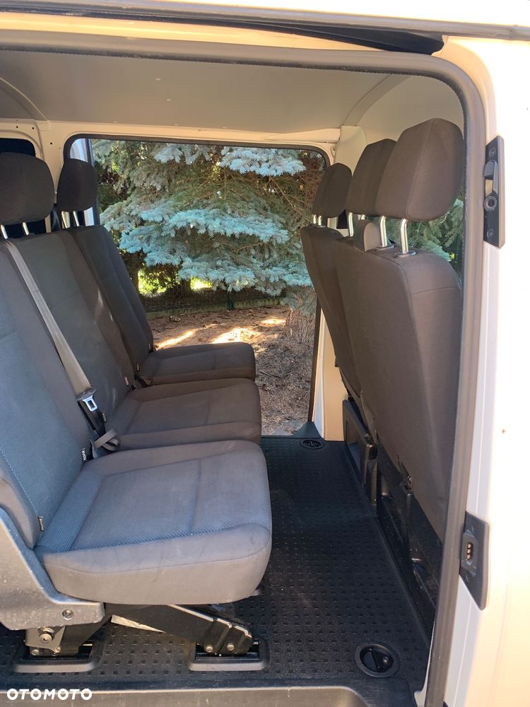 Volkswagen Transporter T6 TDI L1H1 - 8
