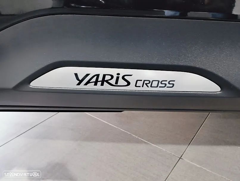 Toyota Yaris Cross 1.5 HDF Comfort Plus - 13