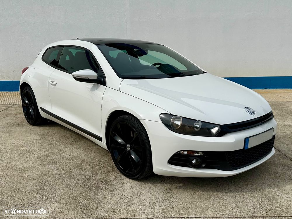 VW Scirocco 2.0 TSI Sport DSG - 14
