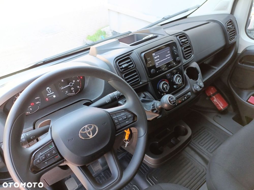 Toyota PROACE MAX - 12