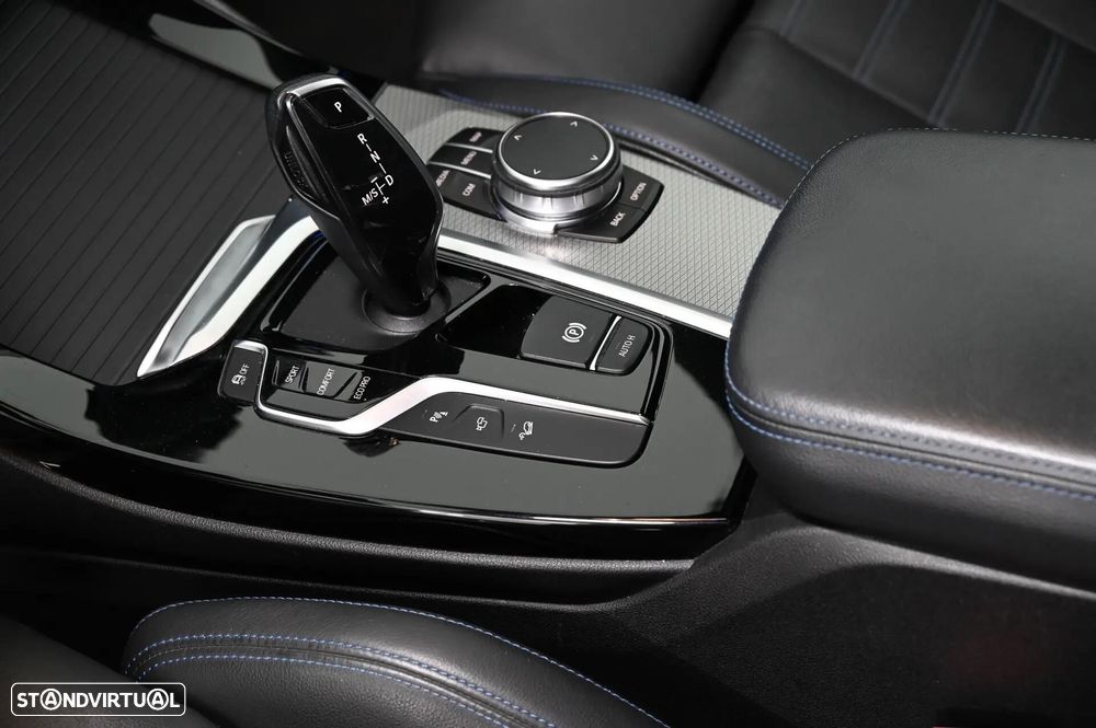 BMW X3 30 d xDrive Pack M - 26