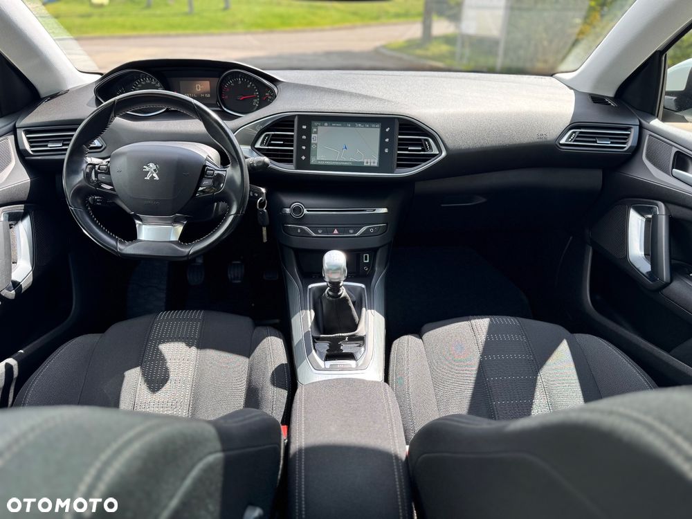 Peugeot 308 BlueHDi 120 Stop & Start Business-Line - 27