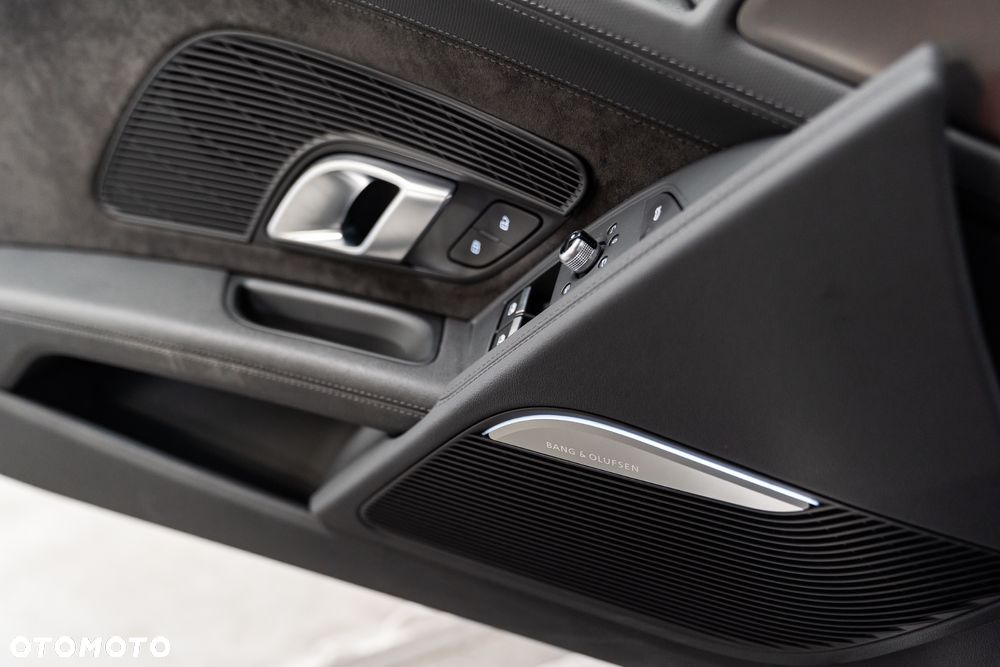 Audi R8 Coupé V10 Quattro - 37