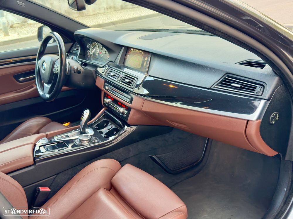 BMW 520 d Line Luxury Auto - 9