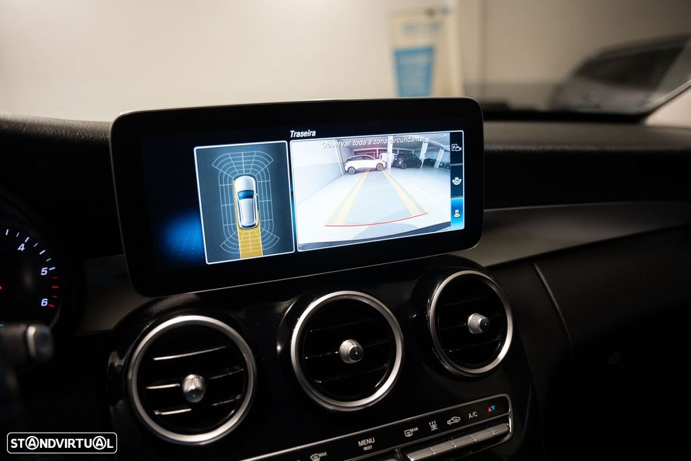 Mercedes-Benz C 300 de Avantgarde - 11