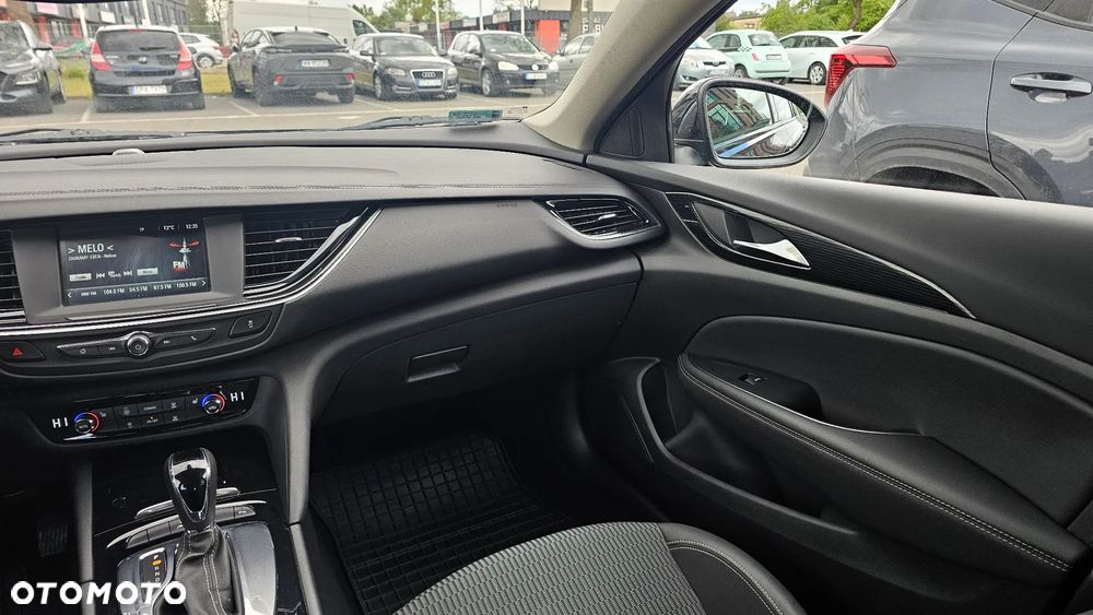 Opel Insignia 1.5 T Elite S&S - 11