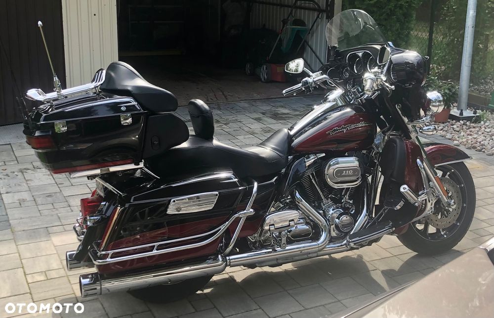 Harley-Davidson FLHTCU Ultra - 3