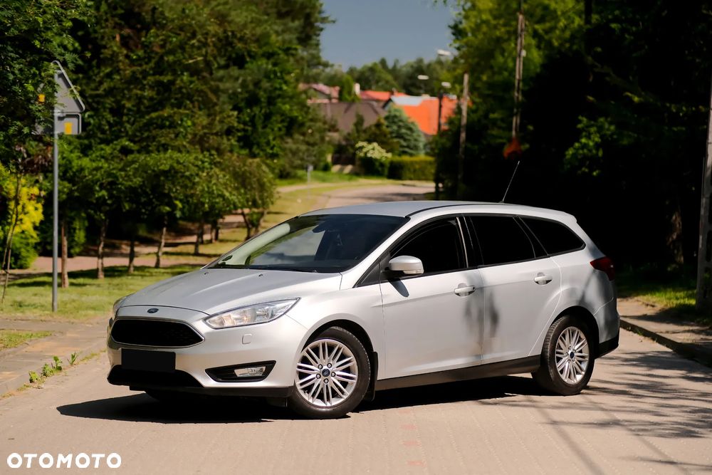 Ford Focus 1.0 EcoBoost Titanium ASS - 4