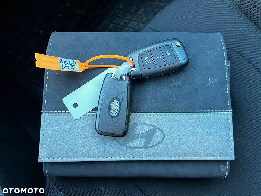 Hyundai Elantra 1.6 Smart - 13