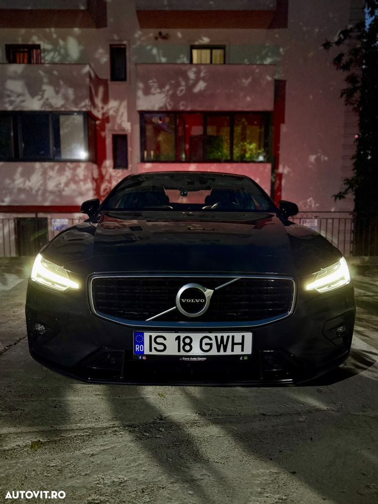 Volvo S60 T5 R-Design - 6
