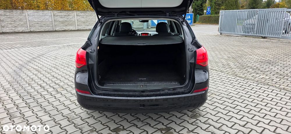 Opel Astra 1.7 CDTI Caravan DPF Edition 111 Jahre - 14