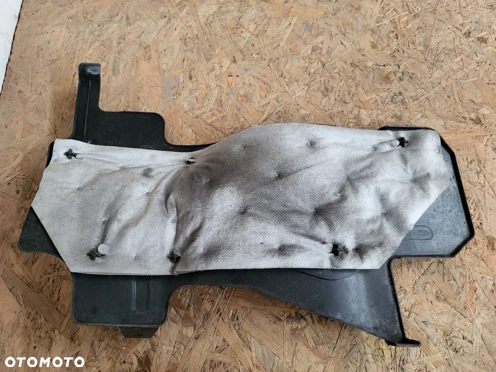 Osłona nadkola silnika prawa dolna Peugeot 2008 208 Citroen C3 III - 2