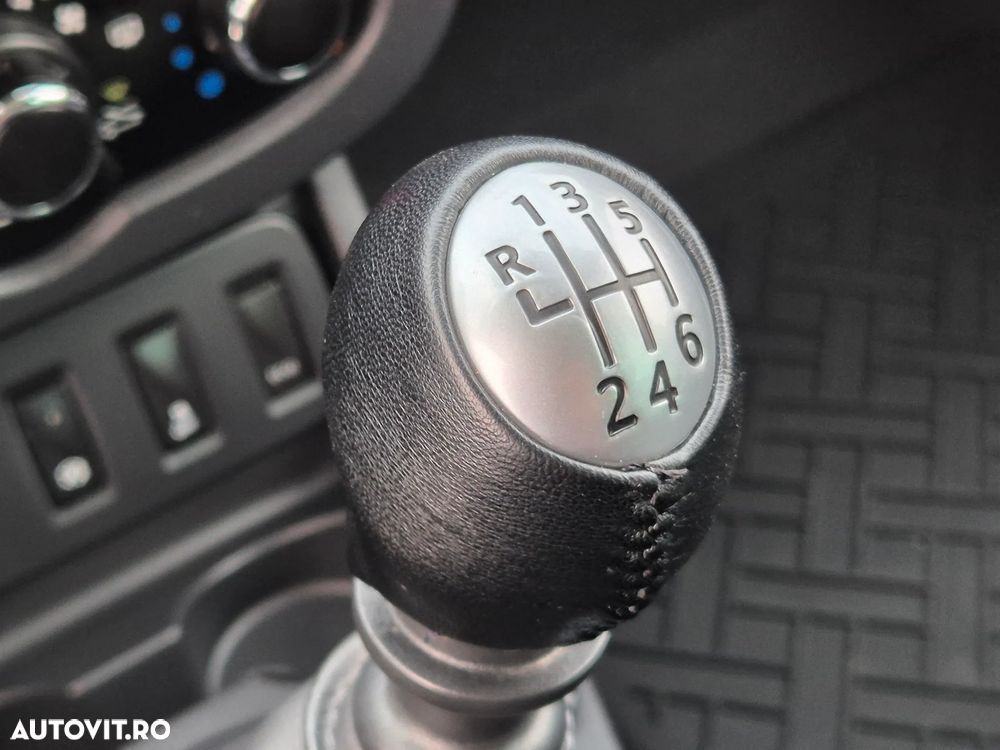 Dacia Duster 1.5 dCi 4x4 Prestige - 16