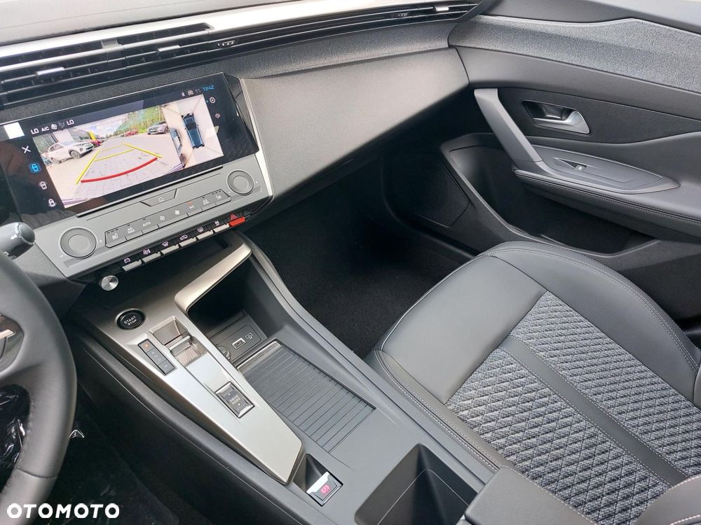Peugeot 308 - 18