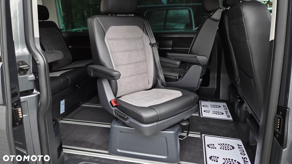 Volkswagen Multivan 2.0 TDI L1 Highline DSG - 15