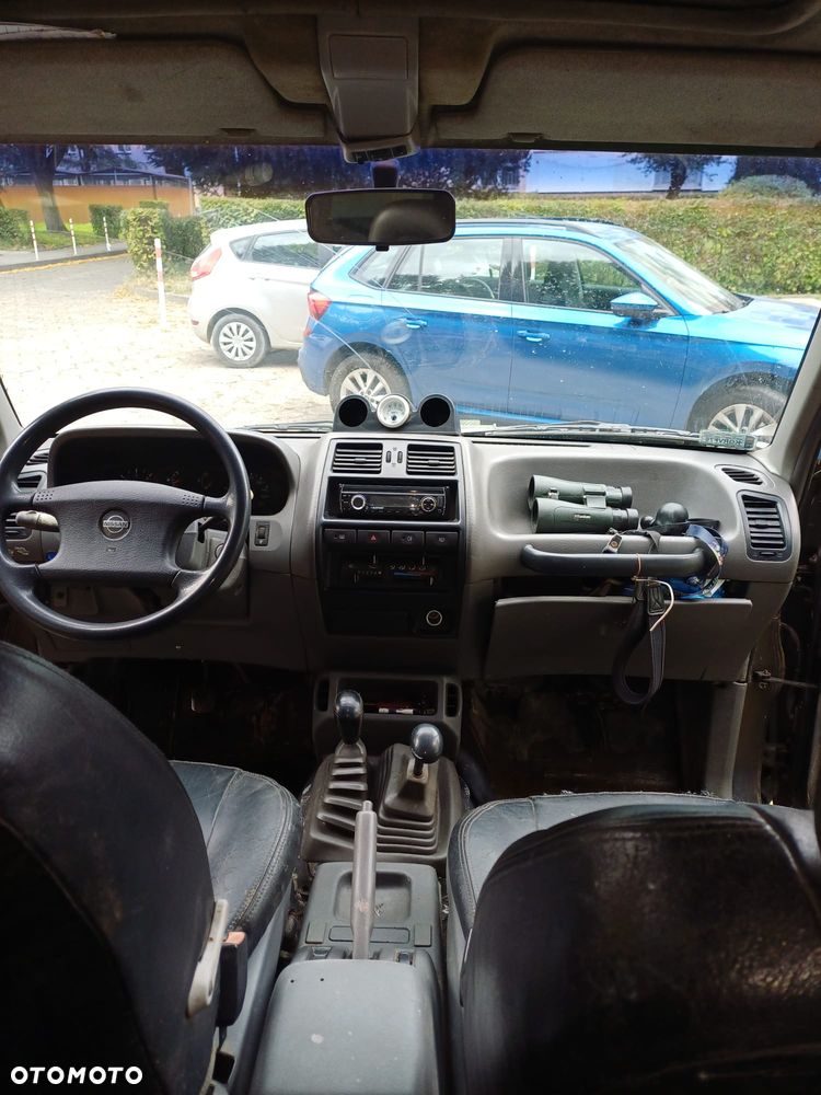 Nissan Terrano 2.7 TD LX - 6