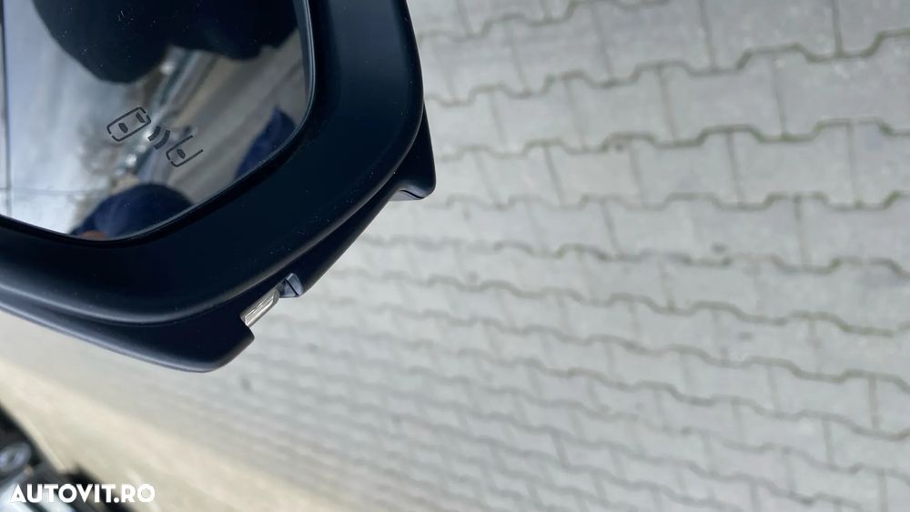 Toyota C-HR 2.0 HEV 197 CP 4x2 CVT Dynamic - 21