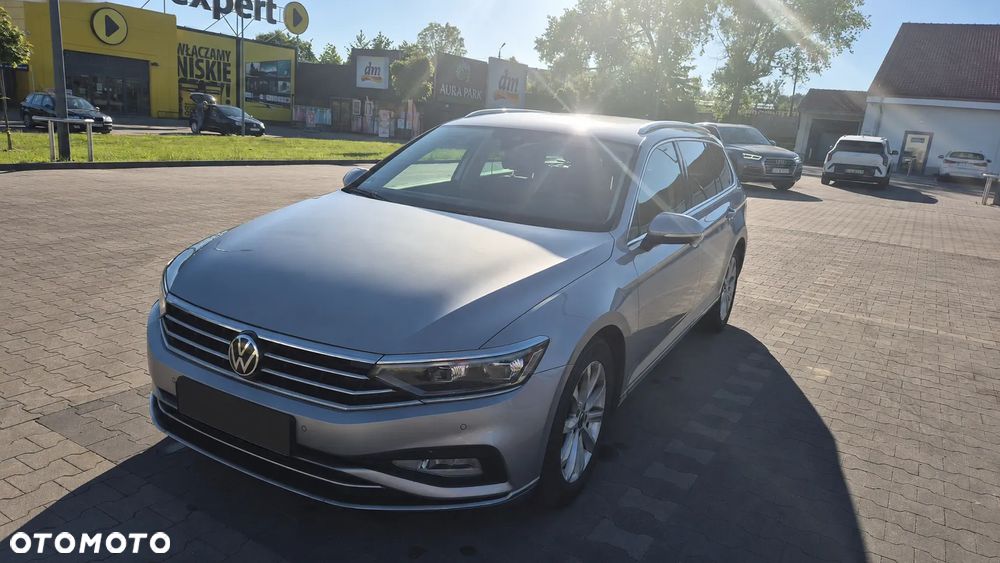 Volkswagen Passat 2.0 TDI EVO Business DSG - 2