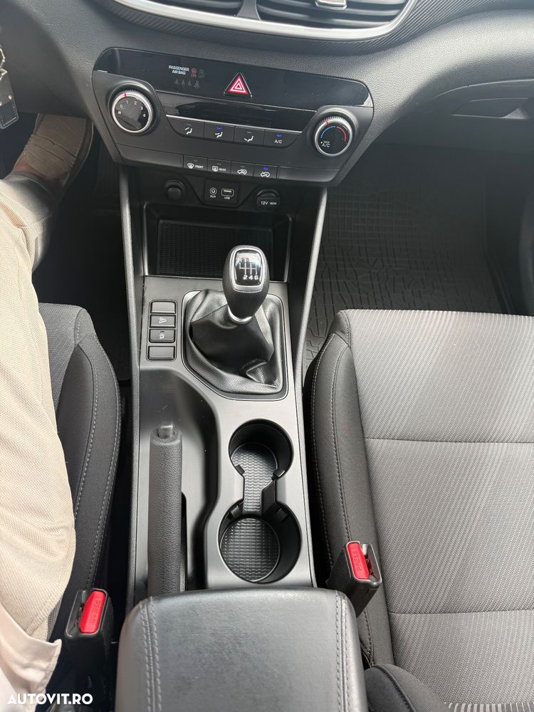 Hyundai Tucson 1.6 GDI 2WD 6MT ISG Comfort - 17
