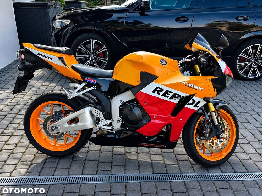 Honda CBR - 7