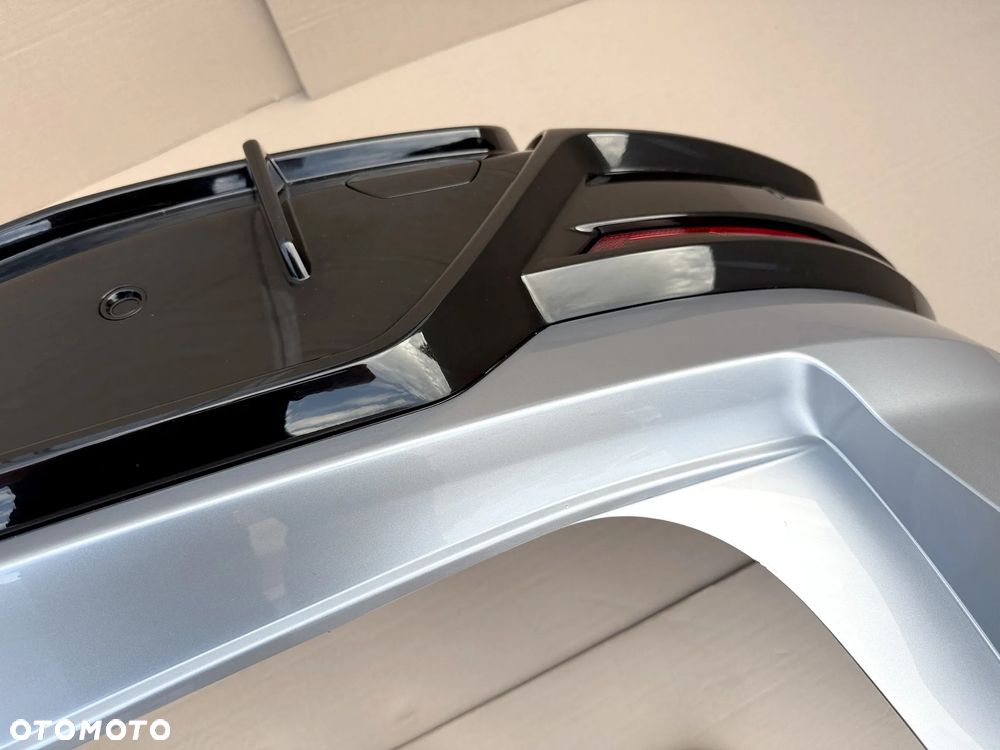 Zderzak Tylny Lamborghini URUS SE, kompletny - tył - 10