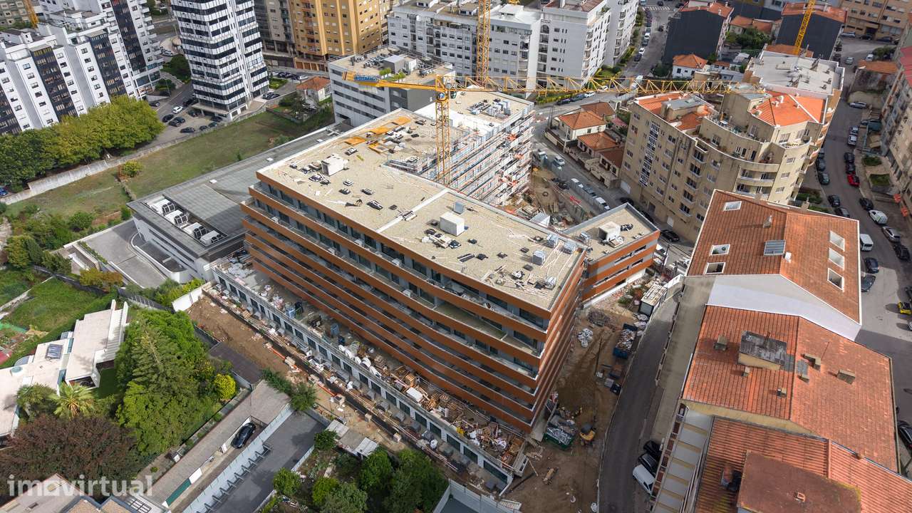 T1 Novo c/ Lugar de Garagem em Mafamude (Estação de Metro D. João II) - Grande imagem: 3/25